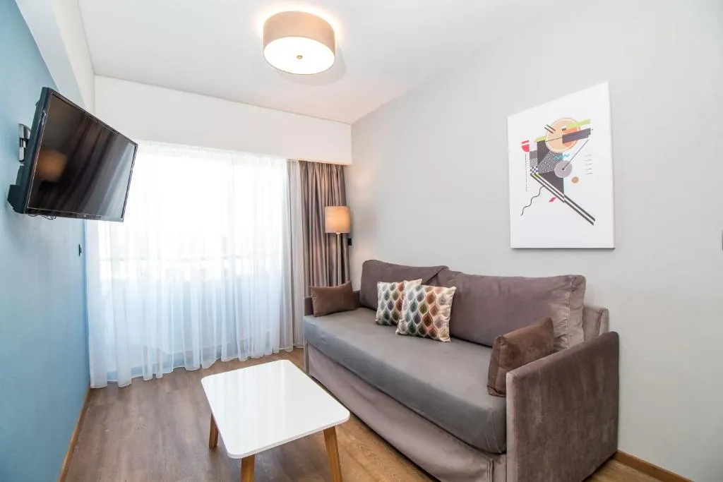 Sunny Days Hotel 5 Nights Holiday Package