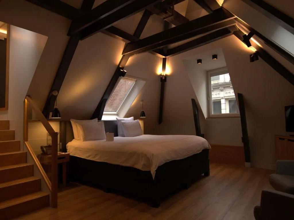 6 Nights Holiday Package at Swissôtel Amsterdam