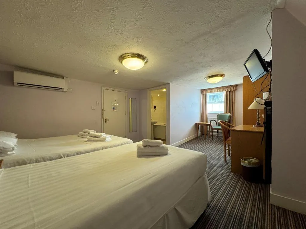 4 Nights Package The Chatsworth Hotel