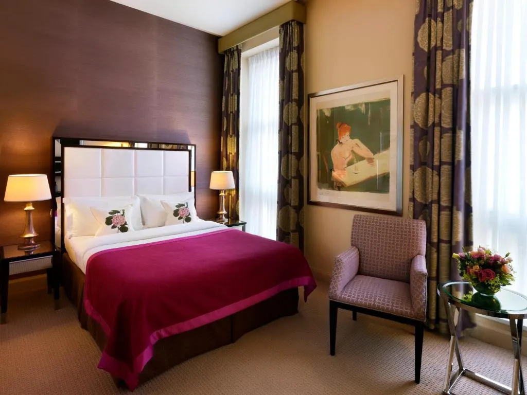 7 Nights Package The Mandeville Hotel
