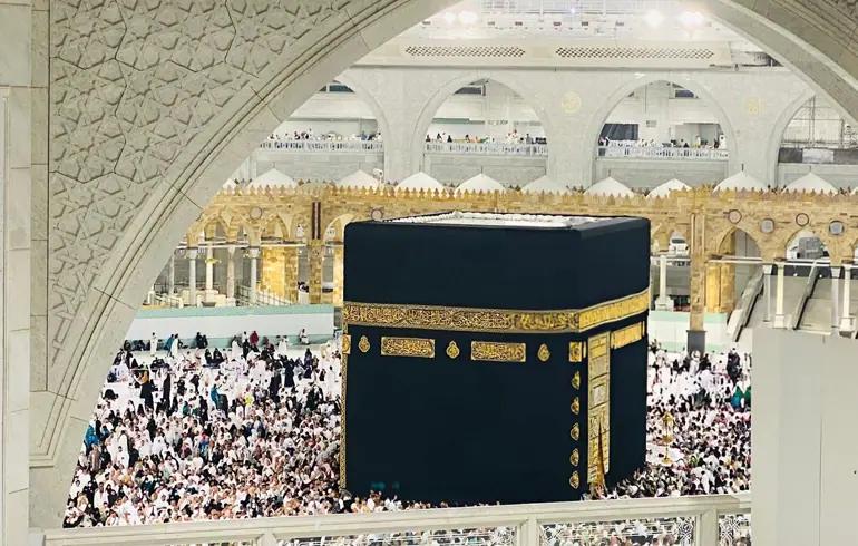 Luxury 10 Nights Umrah Packages