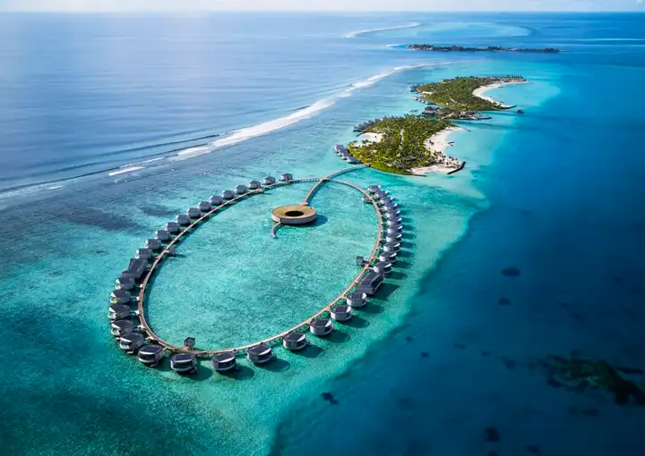 Alhambra-Inspired Resorts