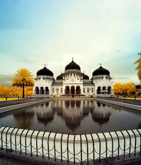 Experience local Muslim culture in Aceh