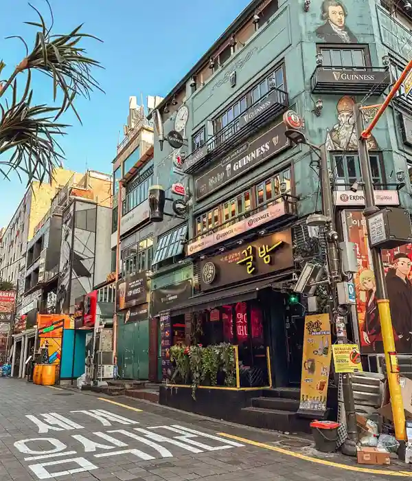 Explore Itaewon Halal Street