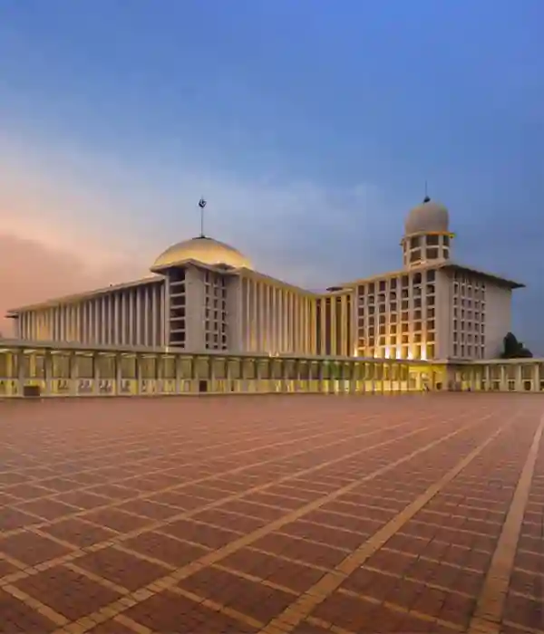 Enjoy island hopping in Raja Ampat