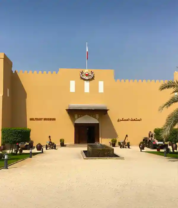 Visit Al Fateh Grand Mosque