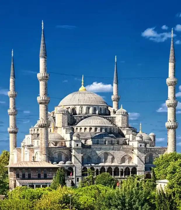 Visit Topkapi Palace in Istanbul