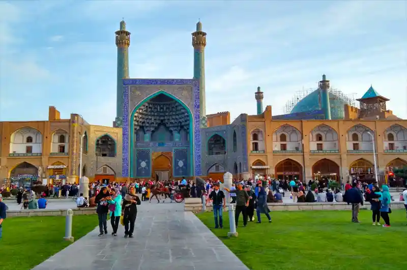 Naqsh-e Jahan Square