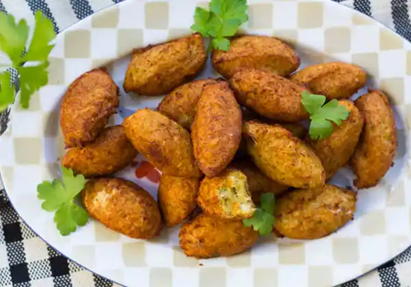 Pastéis de Bacalhau