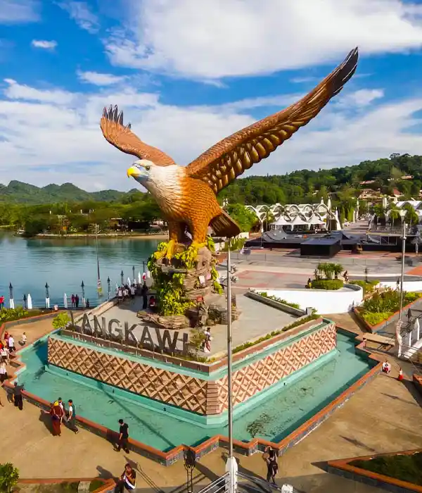Island Hop in Perhentian Islands