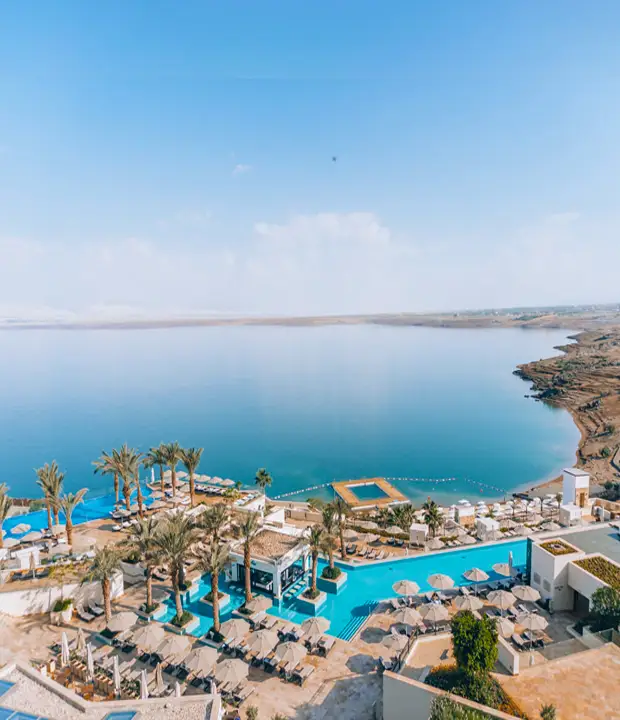 Visit the Unique Abu Darwish Mosque