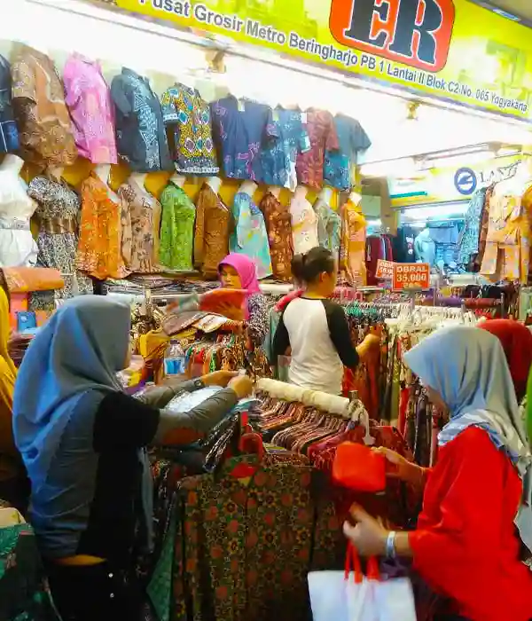 Explore mosques in Jakarta