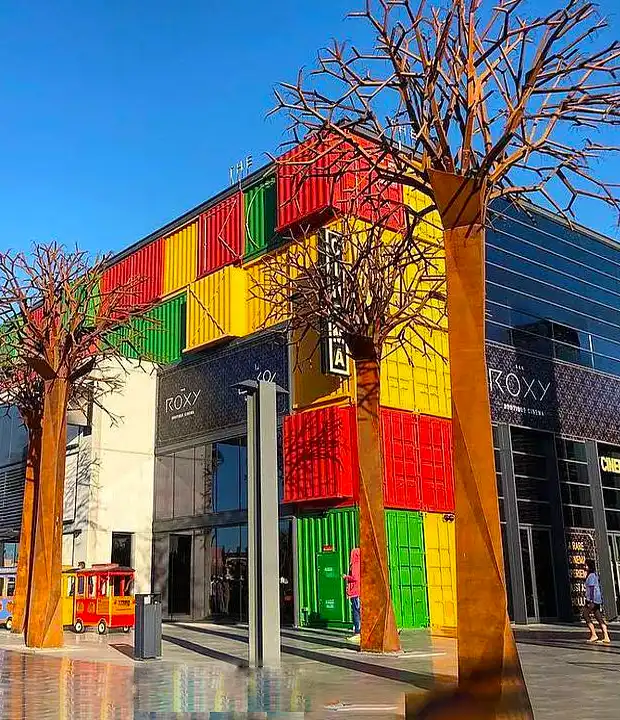 Visit the Islamic Garden at Zabeel Park