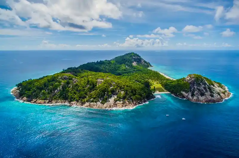 Silhouette Island