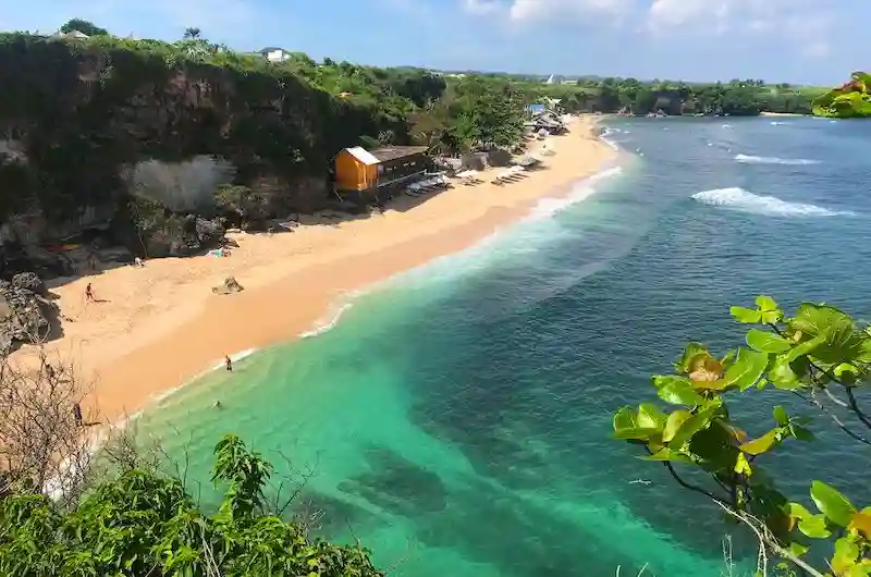Uluwatu Beach