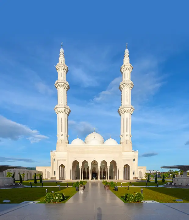 Shop at Halal Markets and Islamic Boutiques