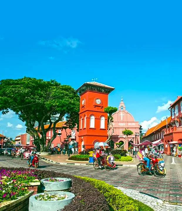 Visit the Crystal Mosque in Kuala Terengganu